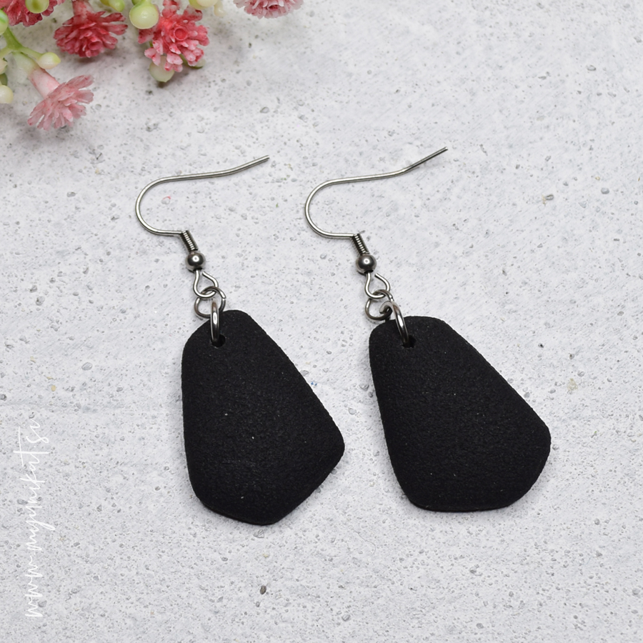 U335-rocno-delo-unikatni-uhani-nakit-myunikat-TjasaVodeb-fimomasa