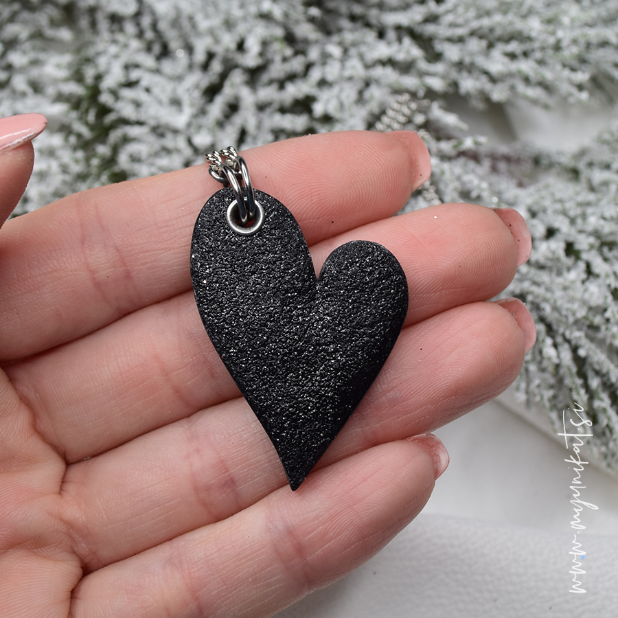 V973a-unikatna-verizica-glitter-srcek-unikatni-nakit-myunikat-fimo-rocno-delo-blescice-crna-mini