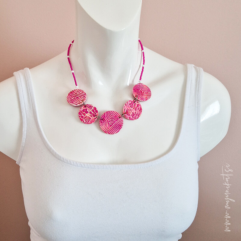 V1023e-unikatna-verizica-ABSTRAKT-unikatni-nakit-myunikat-tjasavodeb-roza