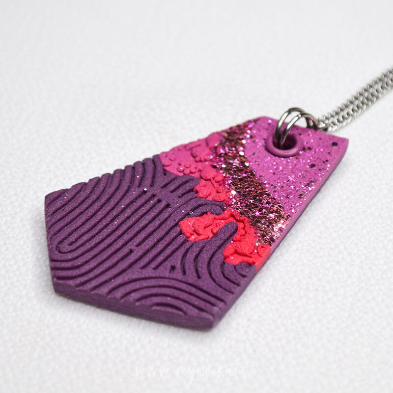 V1040b-unikatna-verizica-GEOMETRIC-unikatni-nakit-myunikat-tjasavodeb-roza-viola