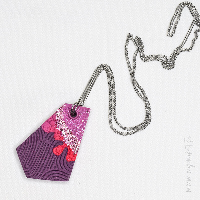 V1040c-unikatna-verizica-GEOMETRIC-unikatni-nakit-myunikat-tjasavodeb-roza-viola