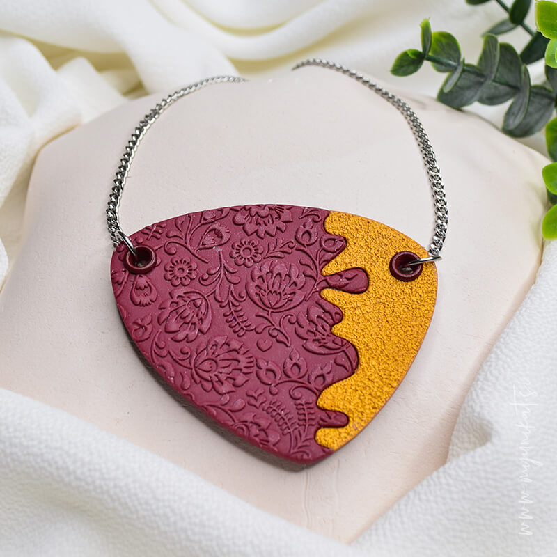 V1045a-unikatna-verizica-unikatni-nakit-myunikat-tjasavodeb-bordo-rdeca-zlata