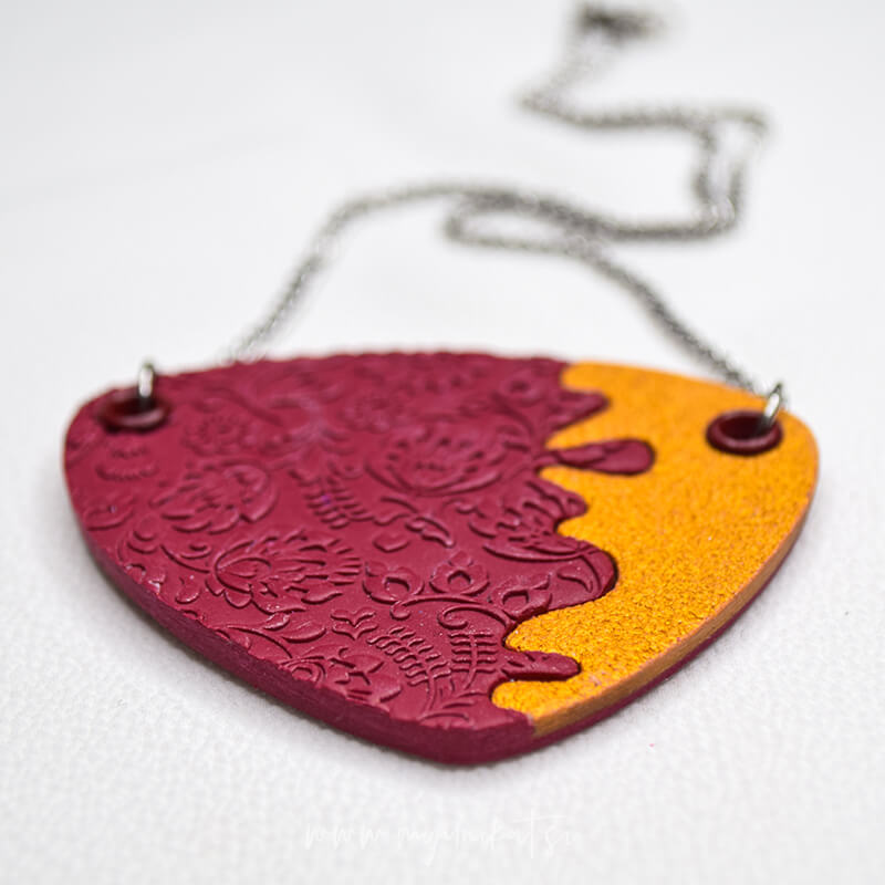 V1045d-unikatna-verizica-unikatni-nakit-myunikat-tjasavodeb-bordo-rdeca-zlata