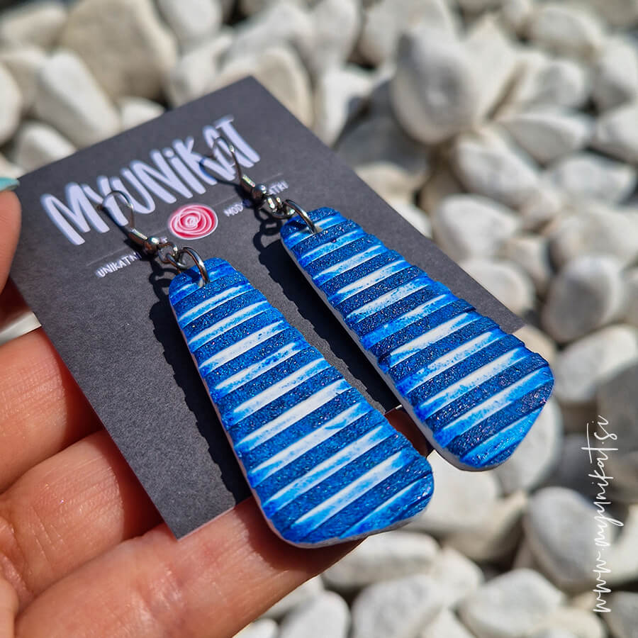 U510-unikatni-uhani-nakit-myunikat-TjasaVodeb-bela-modra-b