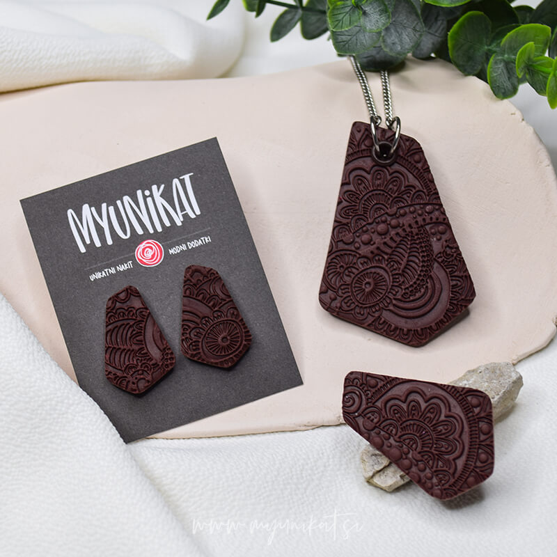 V1077-unikatna-verizica-GEOMETRIC-unikatni-nakit-myunikat-tjasavodeb-cokoladno-rjava-komplet