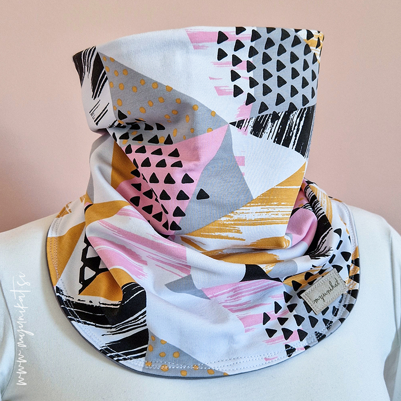 sal118b-unikaten-sal-tuba-modni-dodatki-rocno-delo-myunikat-TjasaVodeb-roza-siv-bel-