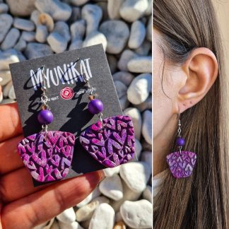 U678-viseci-unikatni-uhani-nakit-myunikat-TjasaVodeb-viola-