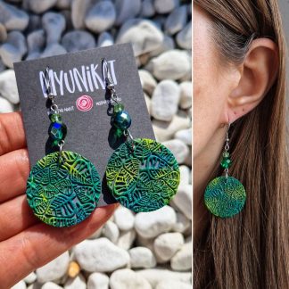 U685-viseci-unikatni-uhani-nakit-myunikat-TjasaVodeb-siva-zelena