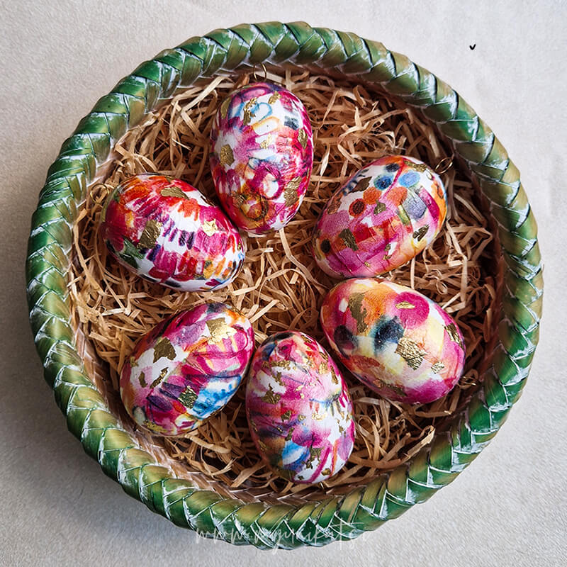 01-OKRASNA-velikonocna-jajcka-pisanke